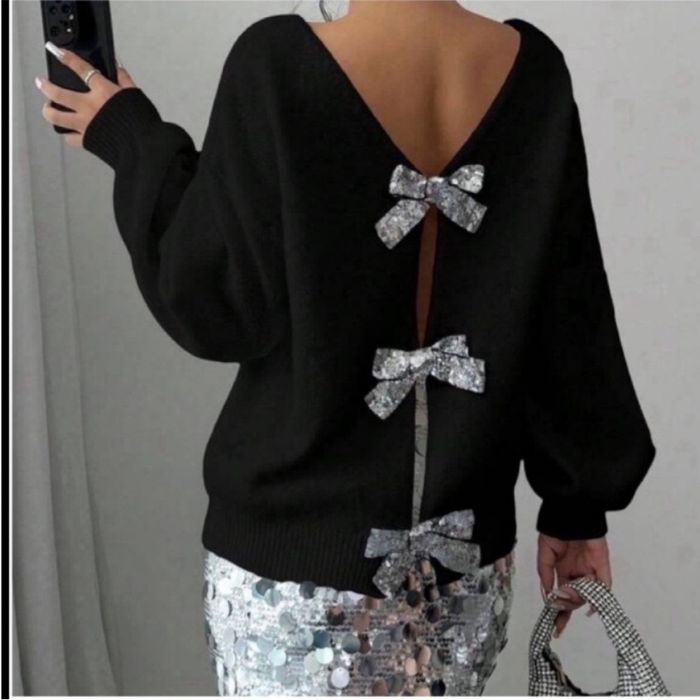 Casual Bowknot Open Back Women's Loose Knit Sweater - Picture 3 of 3